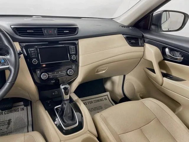 Nissan Rogue photo 13