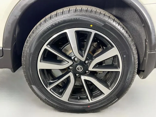 Nissan Rogue photo 32