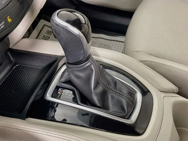 Nissan Rogue Sport photo 23