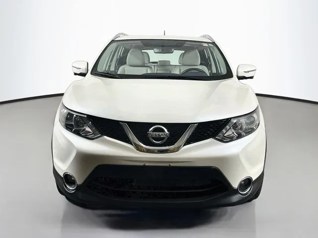 Nissan Rogue Sport photo 7