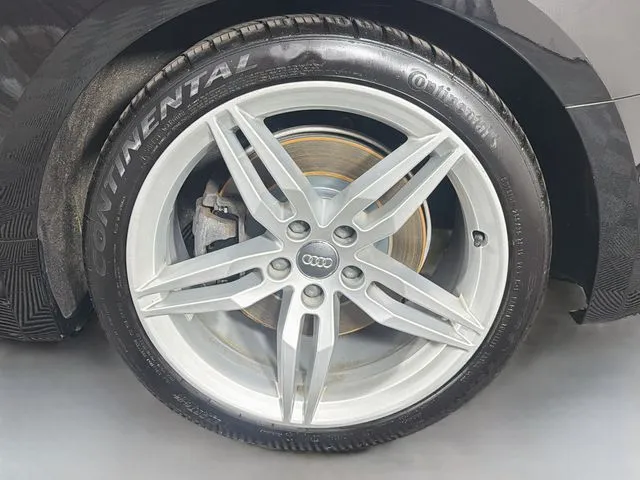 Audi A5 photo 31