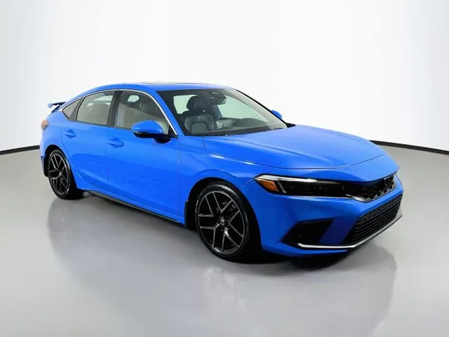 Honda Civic photo 4