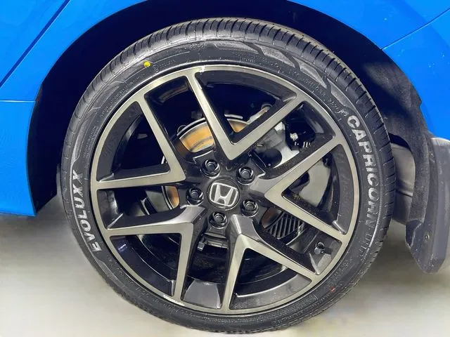 Honda Civic photo 31