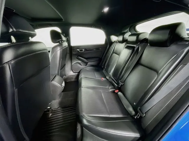 Honda Civic photo 18