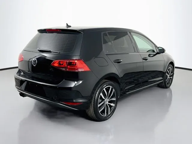 Volkswagen Golf photo 6
