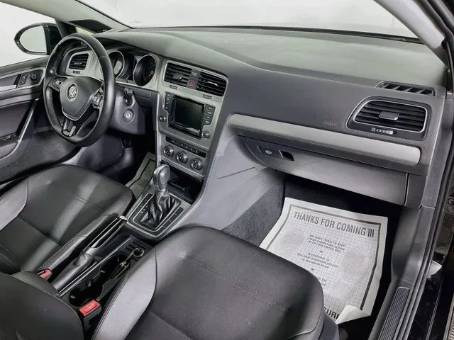 Volkswagen Golf photo 14