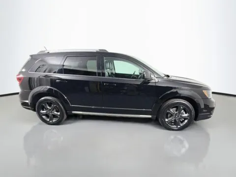 More photos of 2018 Dodge Journey Crossroad at Superior Motor Company, MD