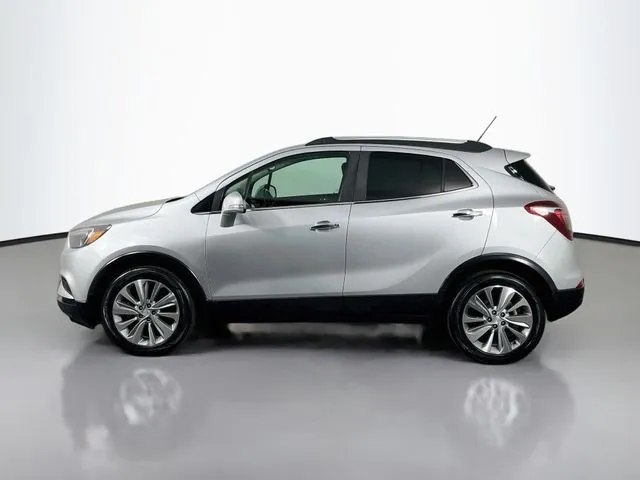 Buick Encore photo 2