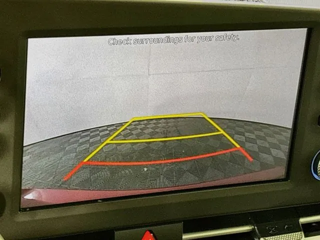 Hyundai Elantra photo 22