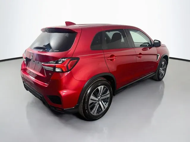 Mitsubishi Outlander Sport photo 6
