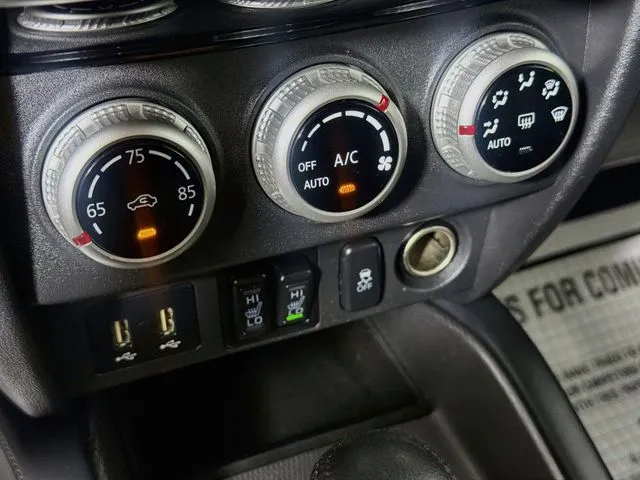 Mitsubishi Outlander Sport photo 22