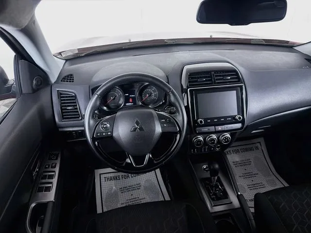 Mitsubishi Outlander Sport photo 10