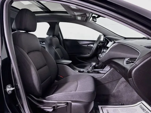 Chevrolet Malibu photo 17