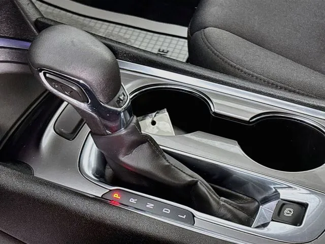 Chevrolet Malibu photo 24