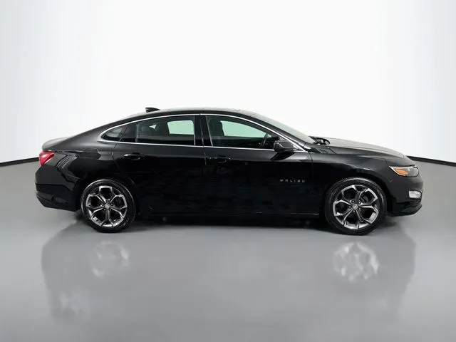 Chevrolet Malibu photo 5