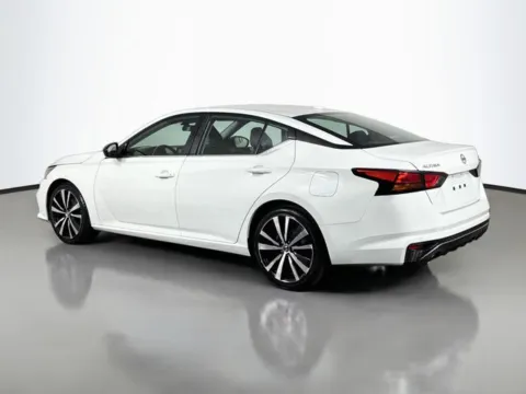 Another view of 2022 Nissan Altima 2.5 SR for sale in Bel Air, MD at Superior Motor Company