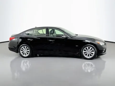 More photos of 2016 INFINITI Q50 3.0t Premium at Superior Motor Company, MD
