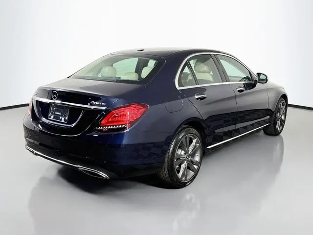 Mercedes-Benz C-Class photo 6
