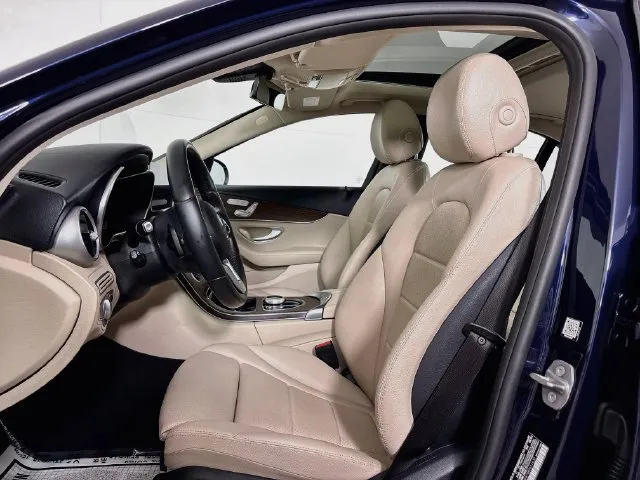 Mercedes-Benz C-Class photo 15