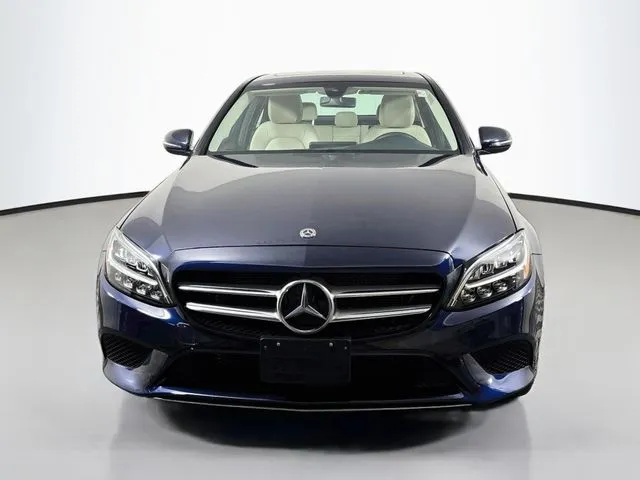 Mercedes-Benz C-Class photo 7