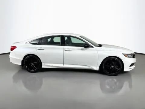 More photos of 2019 Honda Accord Sport at Superior Motor Company, MD