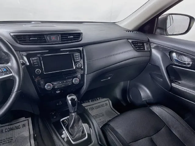 Nissan Rogue photo 13