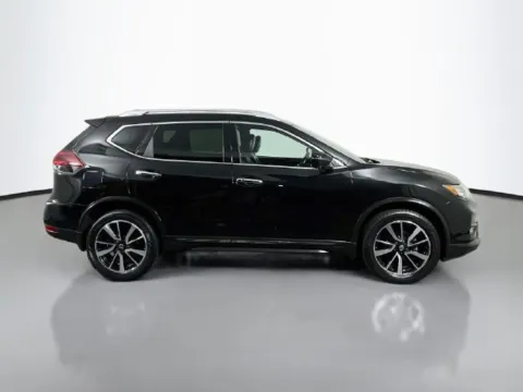 More photos of 2020 Nissan Rogue SL at Superior Motor Company, MD