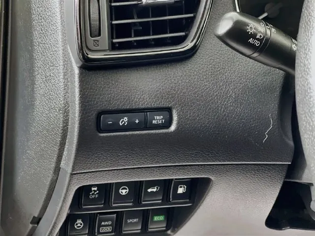 Nissan Rogue photo 27
