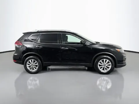 More photos of 2020 Nissan Rogue SV at Superior Motor Company, MD