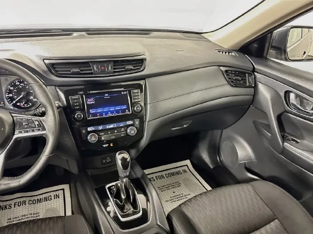 Nissan Rogue photo 13