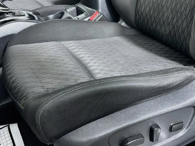 Nissan Rogue photo 16