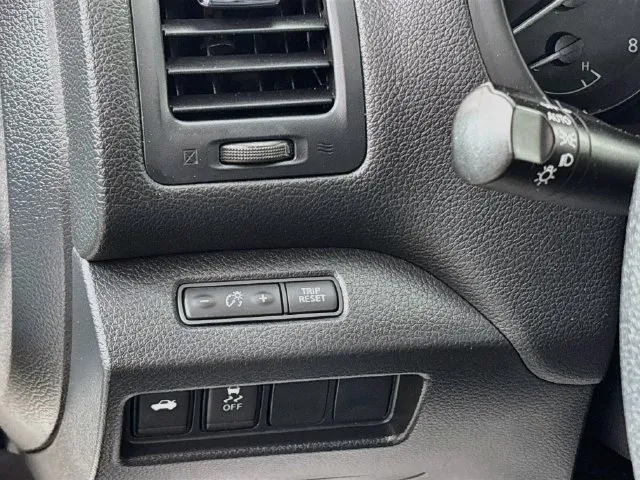 Nissan Altima photo 25