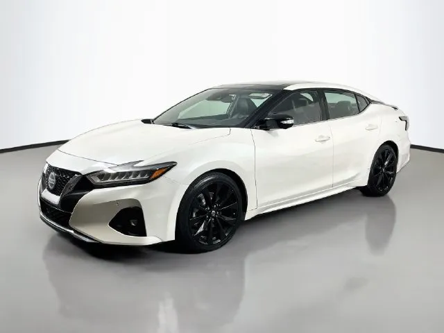 Nissan Maxima