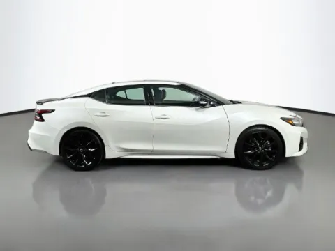 More photos of 2020 Nissan Maxima SR at Superior Motor Company, MD