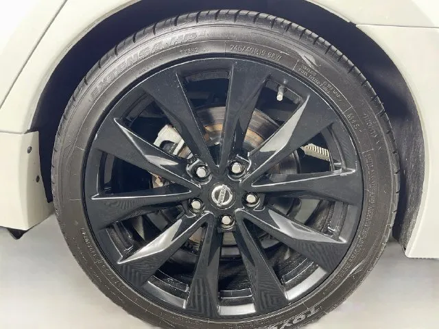 Nissan Maxima photo 30