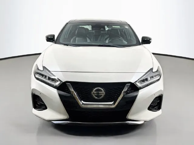 Nissan Maxima photo 7