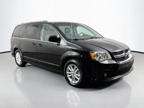 More photos of 2019 Dodge Grand Caravan SXT at Superior Motor Company, MD