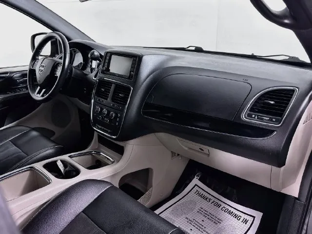 Dodge Grand Caravan photo 14