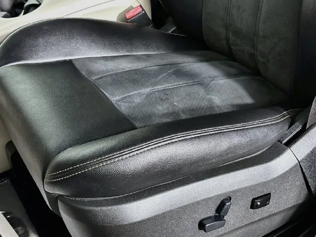 Dodge Grand Caravan photo 16