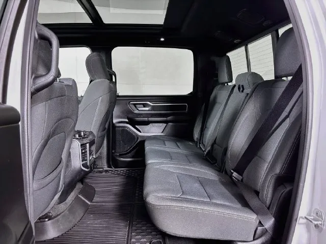 Ram 1500 photo 18