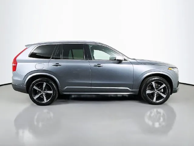 Volvo XC90 photo 5
