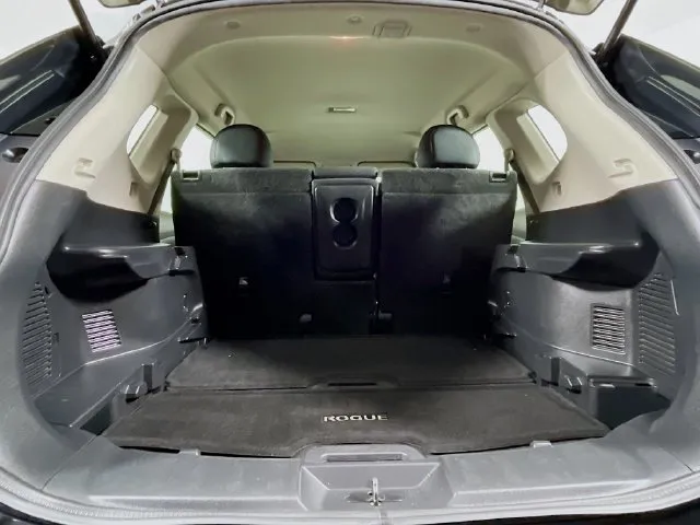 Nissan Rogue photo 29