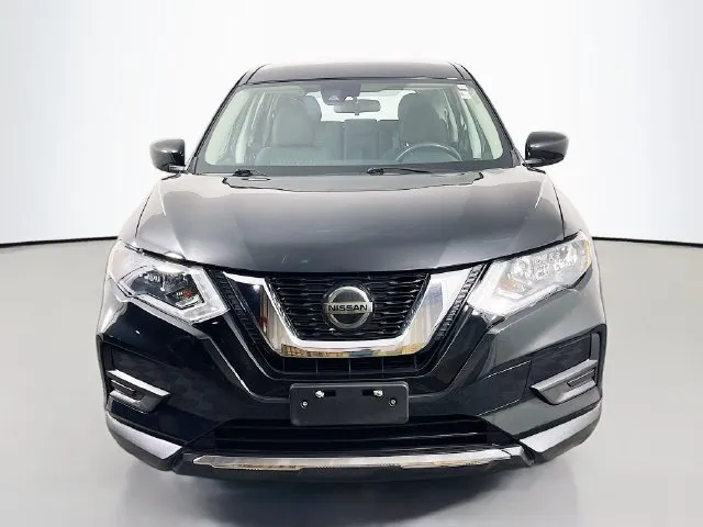 Nissan Rogue photo 7