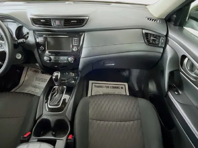 Nissan Rogue photo 13