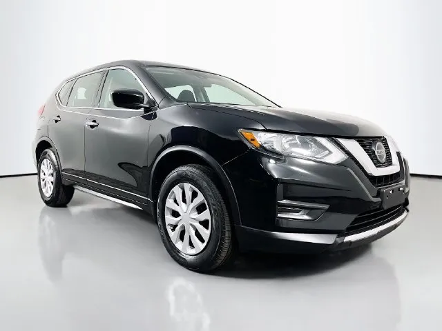 Nissan Rogue photo 4