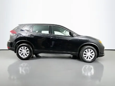 More photos of 2020 Nissan Rogue S at Superior Motor Company, MD