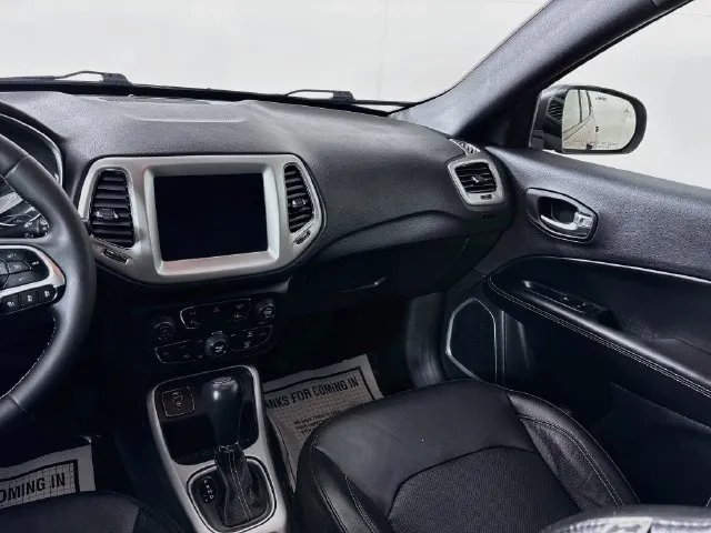 Jeep Compass photo 13