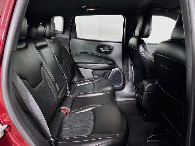 Jeep Compass photo 19