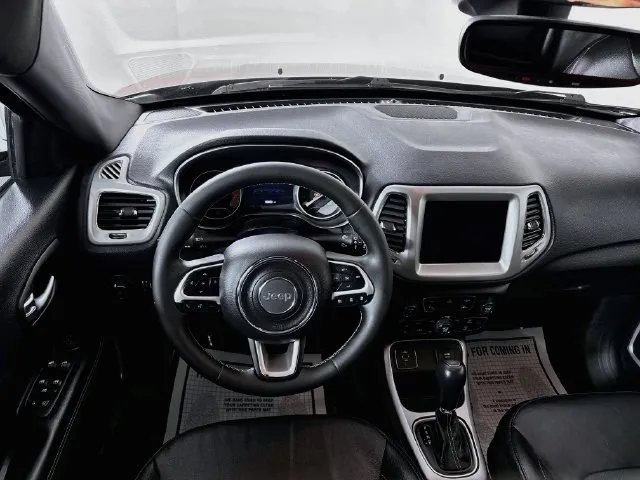 Jeep Compass photo 10