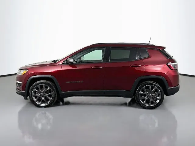 Jeep Compass photo 2